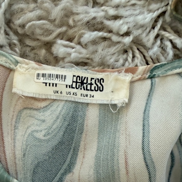 Swirl Pattern Maxi Dress in Cream and Green - Picture 3 of 6